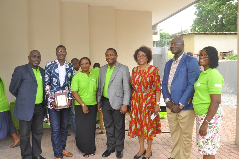 Guests and SETPOM representatives at the E-Squad launch